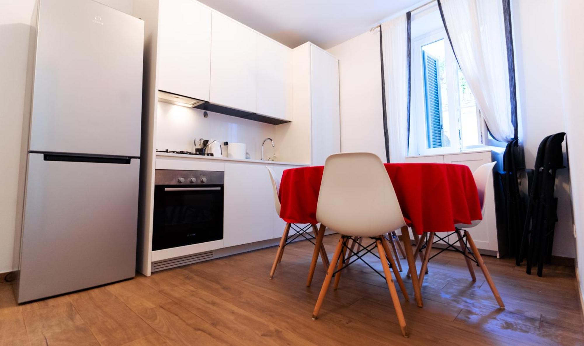 Exclusive Apartment - Magritte Style Lecco Buitenkant foto